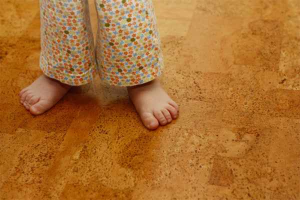 Пробковое покрытие особенно популярно в детских комнатах