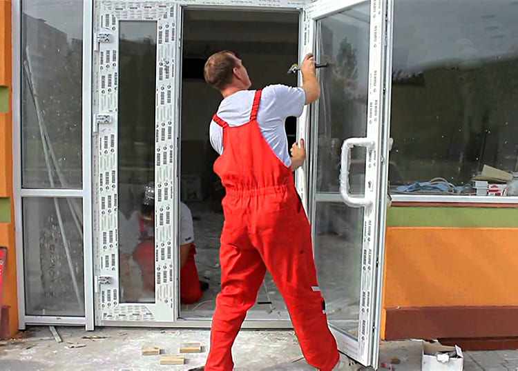 Эти двери ремонтопригодны, любые части их конструкции можно при необходимости заменить ФОТО: dvervdome.ru