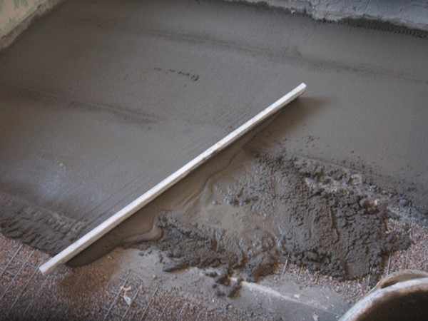 Заливка бетонного пола по грунту 
