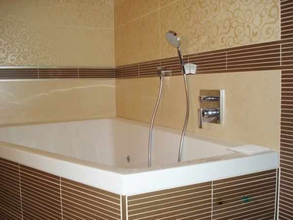 Плитка - наиболее практичный вариант отделки ванной комнаты