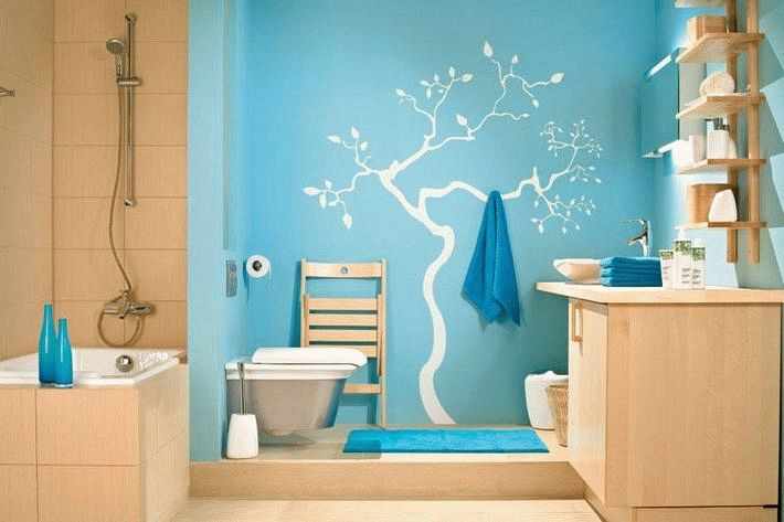 Покраска стен ванной комнаты